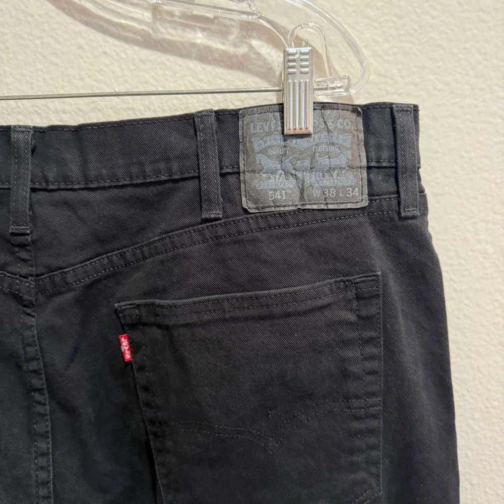 Levis 541 Athletic Taper Jeans Mens 38x34 Black Denim Pants 18181-0145